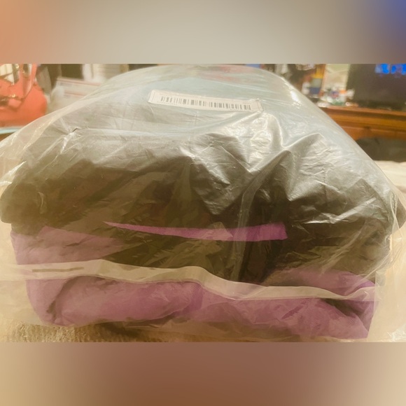 NWT 5 Auto Seat-cover Set- Full Equipped with Directions, Hardware & all 5 Seats - Picture 10 of 15